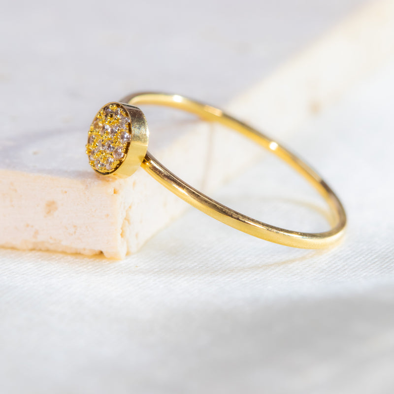 Elyra ring, with majestic and classy zirconia